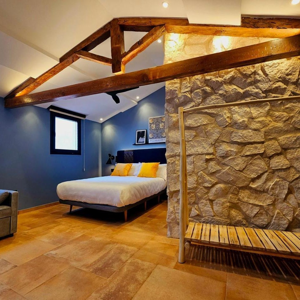 Cousin Room Hotel Automatizado
