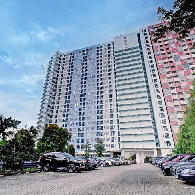 Collection O near Terminal Pulo Gebang formerly Sentra Timur - Tower Sapphire Thumbnail