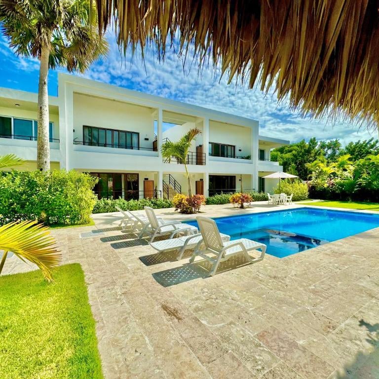 La Curadiña - Encuentro Surf Resort Thumbnail