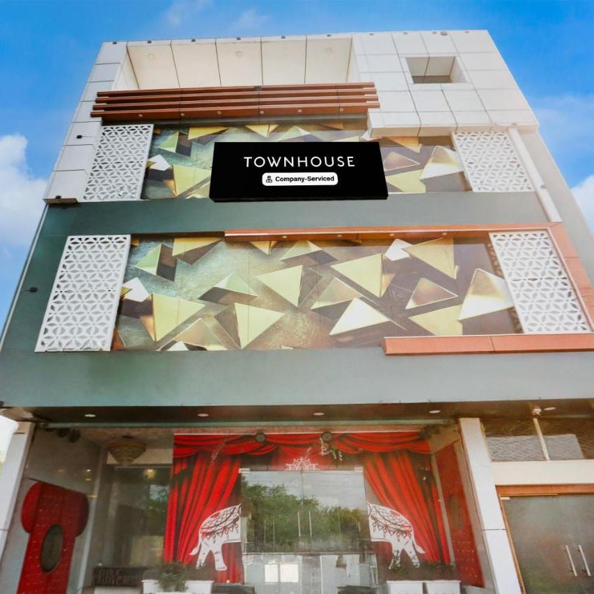 Townhouse Faridabad Railway Station Formerly Hotel Royals Paradaise