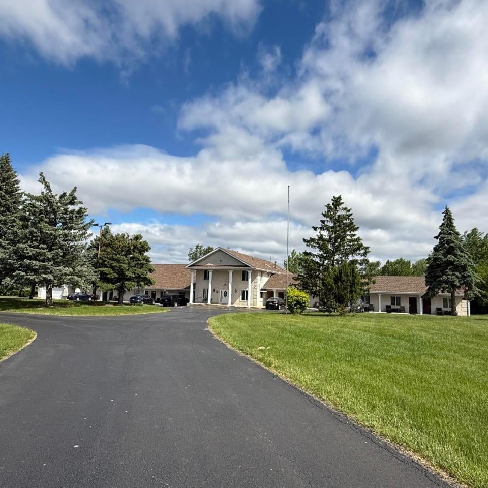 Pleasant Hill Motel Thumbnail