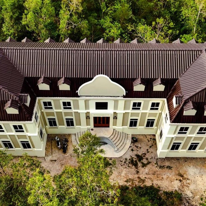 Chateau Nesat Thumbnail