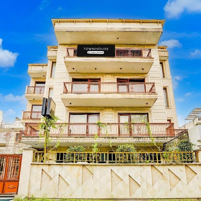 Townhouse Sector 47 Near Medanta