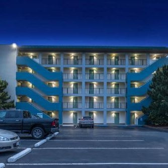 Best Western Plus Holiday Sands Inn & Suites Thumbnail