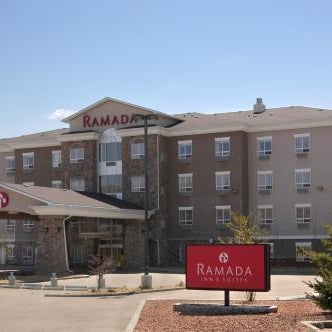 Ramada by Wyndham Drumheller Hotel & Suites Thumbnail