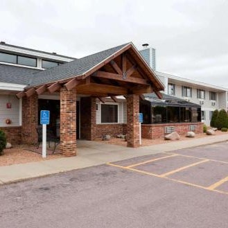 AmericInn by Wyndham St. Peter Thumbnail