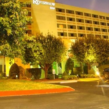 DoubleTree by Hilton Clarksville Riverview Thumbnail