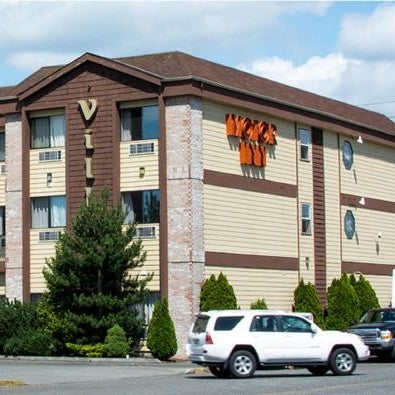 Village Inn & Suites Marysville Thumbnail
