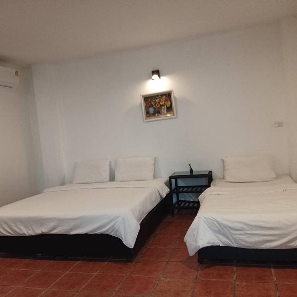Haad Piti Resort