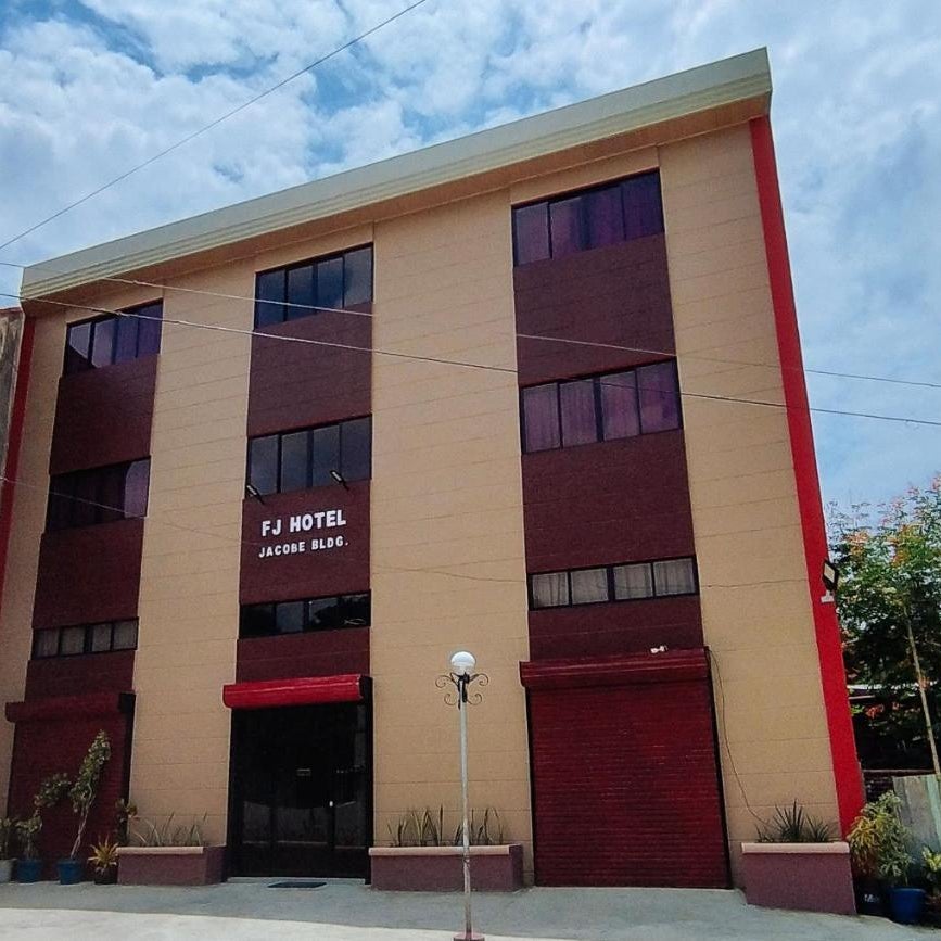 RedDoorz at FJ Hotel Tubungan Iloilo