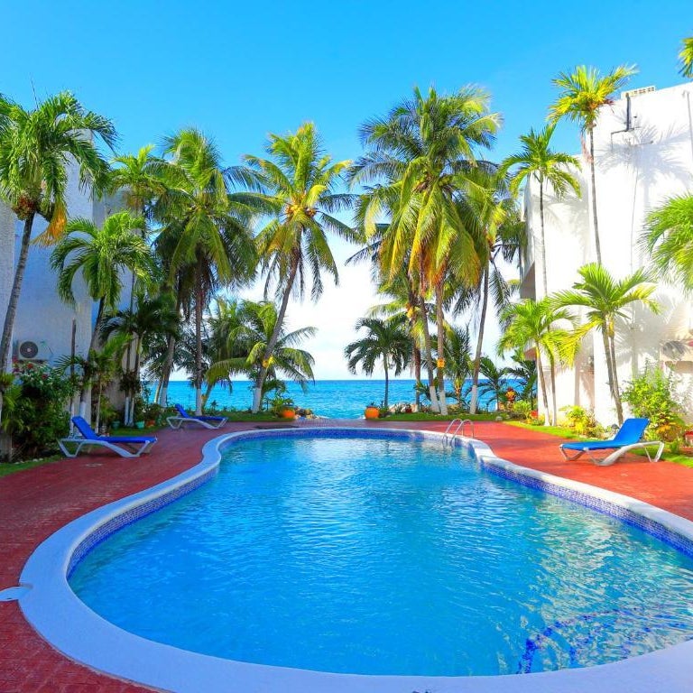 Harmony Studio - Chrisanns Beach Resort Apt 18 Thumbnail