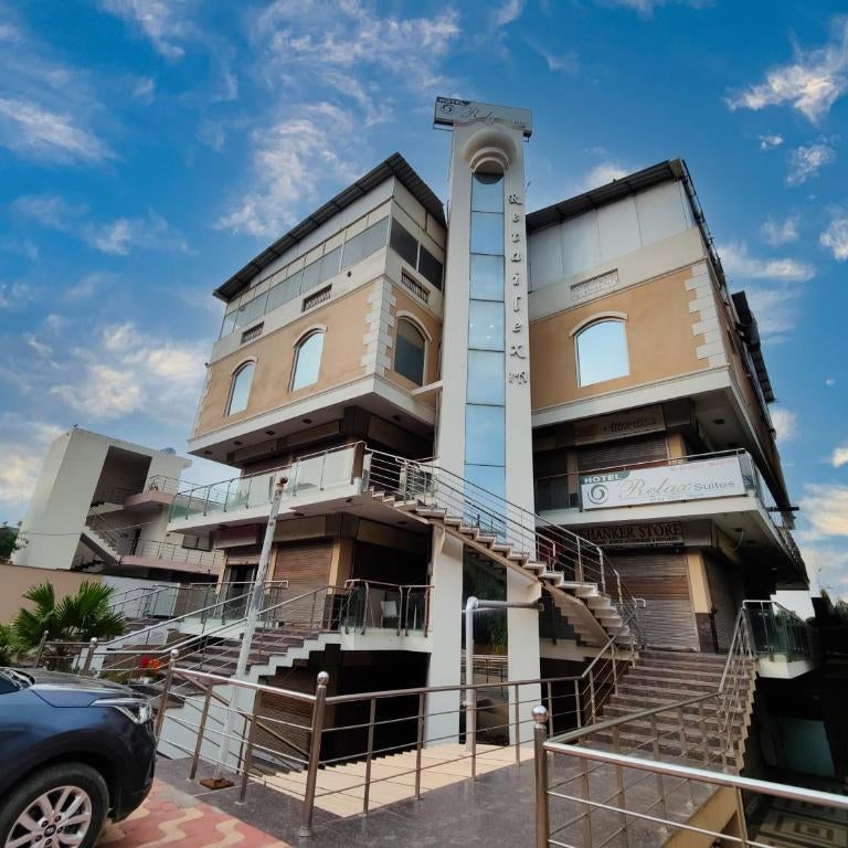 Hotel The Emporio A Boutique Rooms Near Anand Vihar Vaishali Ghaziabad Thumbnail