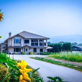 All Seasons Bed & Breakfast Thumbnail