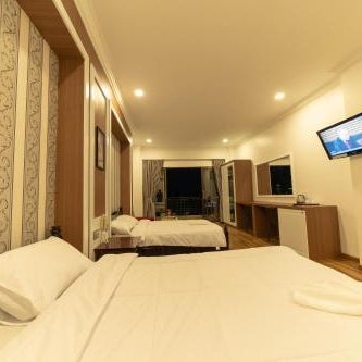 4 RIVERS HOTEL