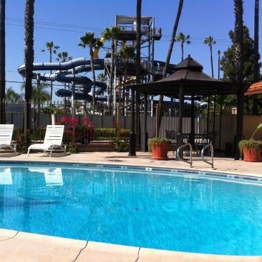 Best Inn & Suites Thumbnail