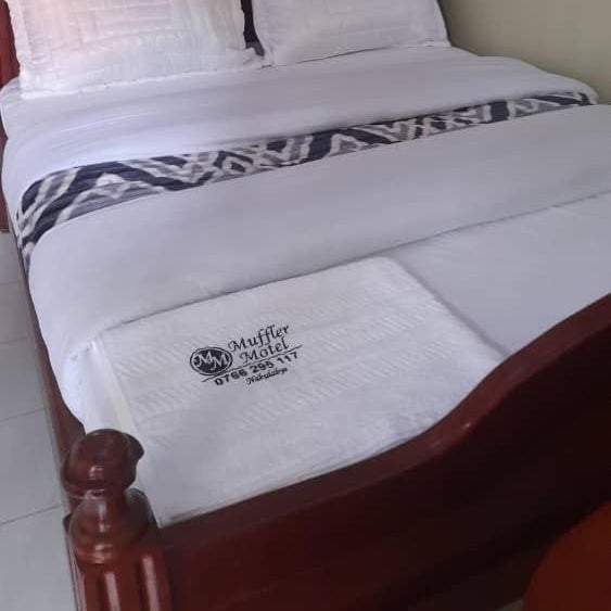 muffler motel bukesa Thumbnail