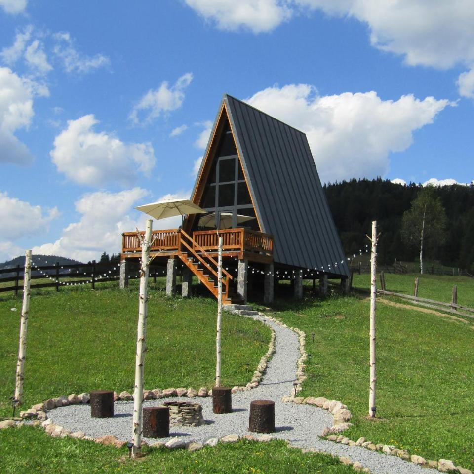 Valley Vista Retreat