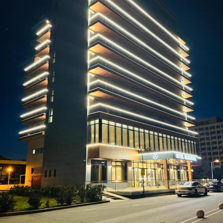 Hotel Alexandra Thumbnail