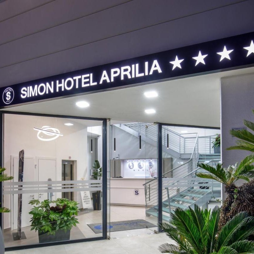 Simon Hotel Aprilia