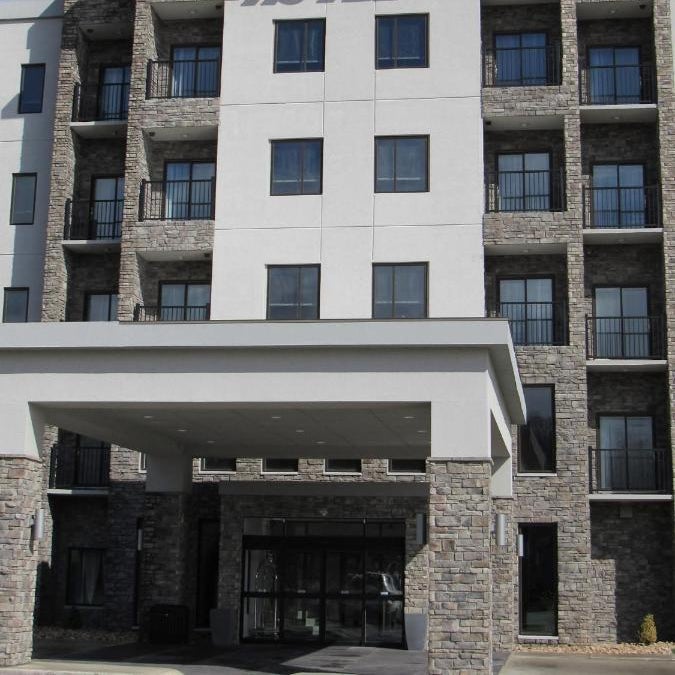 Garland Hotel Thumbnail