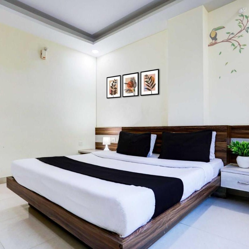 Townhouse Oak Bhopal Aashima Mall