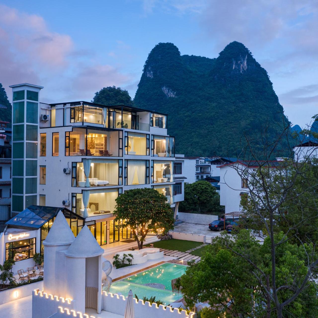 Yangshuo OrangeWhite Resort - An Exclusive Cave - Inspired Haven by the River - Featuring Panoramic Mountain Views-Infinity Pool & Alpaca Encounters & Tailor-Made Excursions