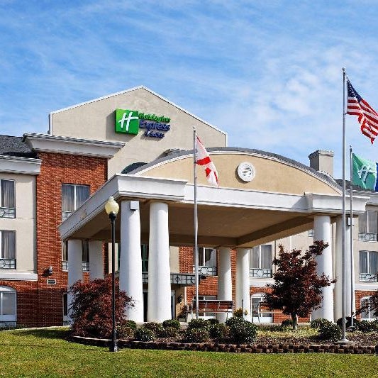 Holiday Inn Express Hotel & Suites Cullman By IHG Thumbnail