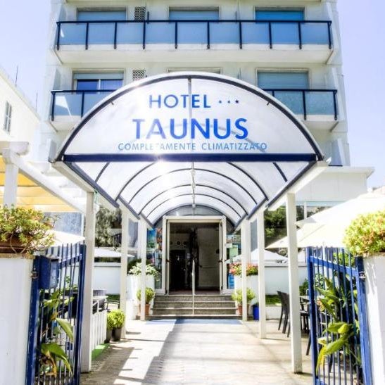 Hotel Taunus - Vista Mare