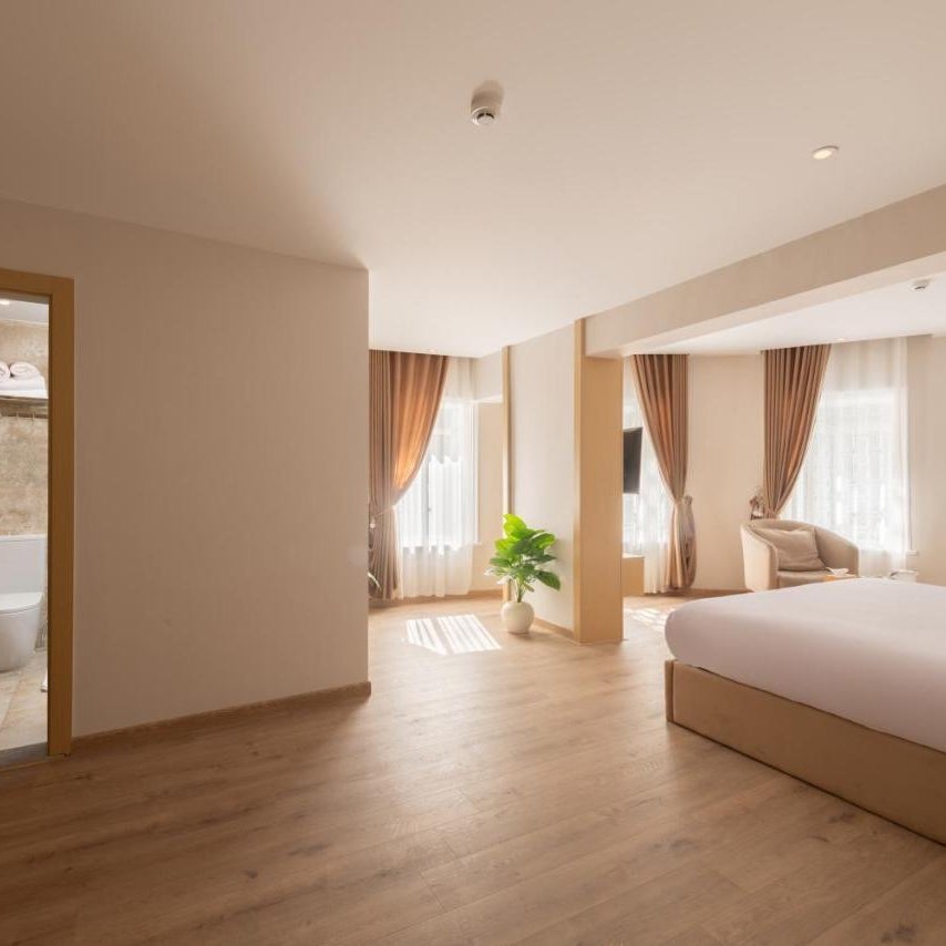 Elegance Grand City Hotel Thumbnail