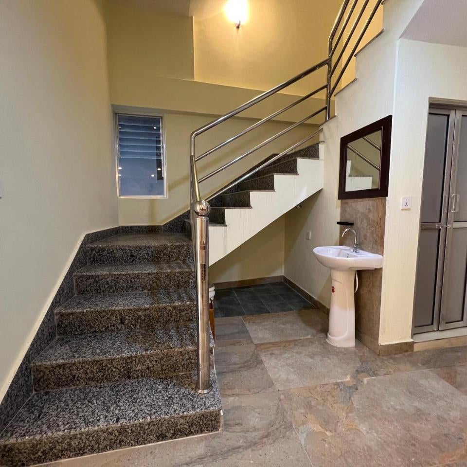 Hotel Karma Inn Thumbnail