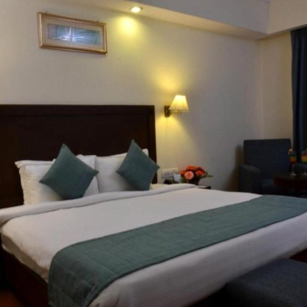 Le Lac Sarovar Portico Ranchi
