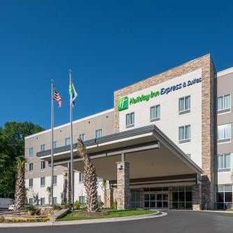 Holiday Inn Express & Suites Charlotte Airport By IHG Thumbnail