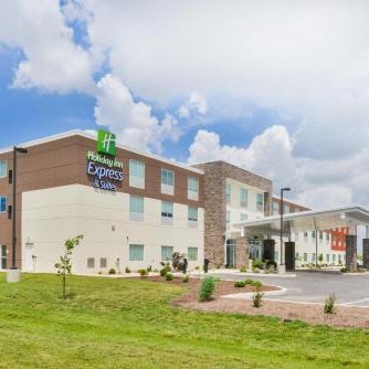 Holiday Inn Express & Suites Salem By IHG Thumbnail