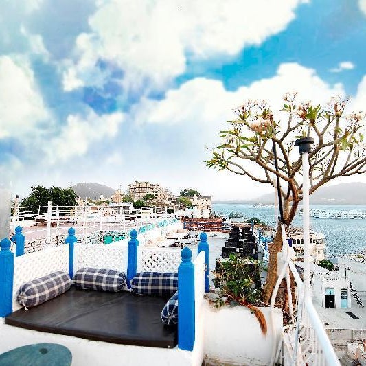 The Lake View Hotel- On Lake Pichola