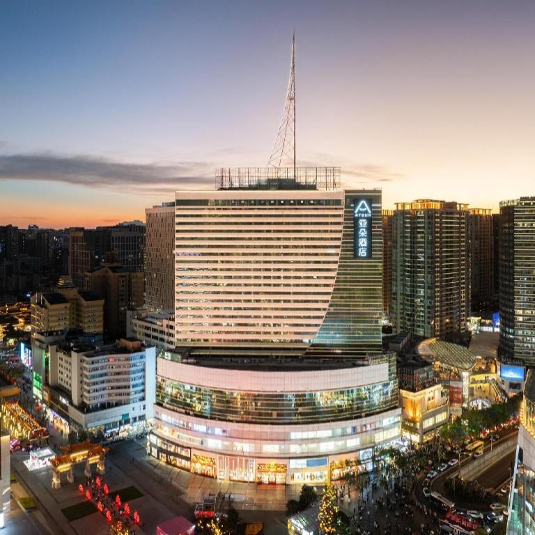 Atour Hotel Kunming Nanping Pedestrian Street Old Street