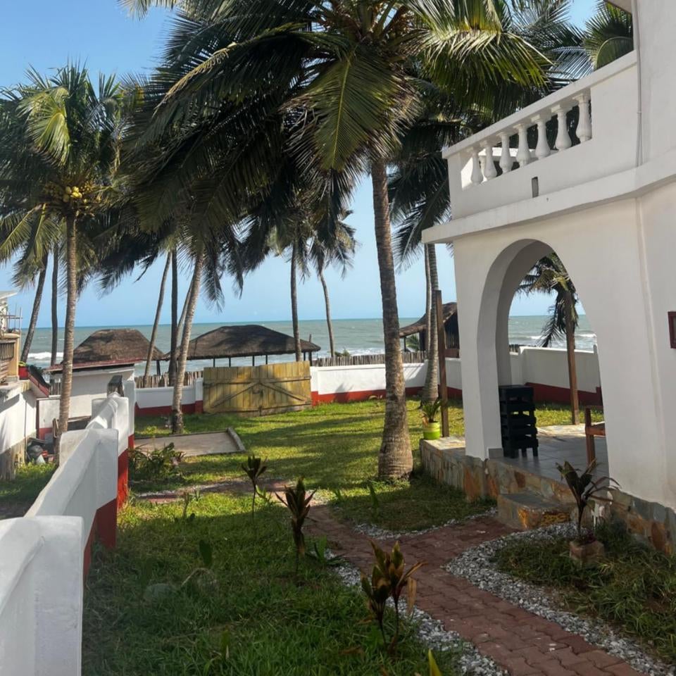 Green Protection Beach House Ghana