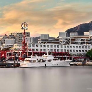 The Lonsdale Quay Hotel Thumbnail