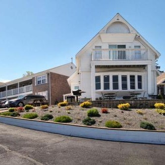 Cape Cod Harbor House Inn Thumbnail