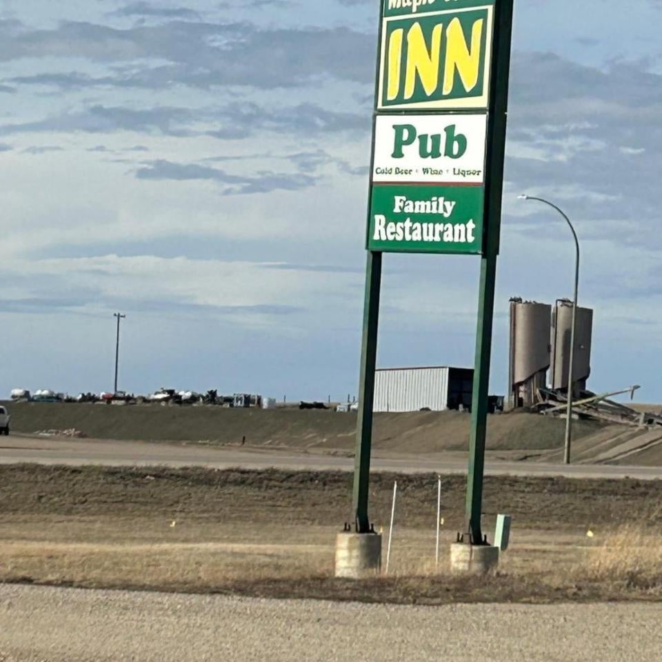 Maple Creek Motor Inn Thumbnail