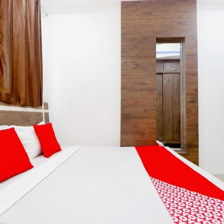 Super Collection O by OYO Mall Road Bathinda Formerly Hotel Galaxy