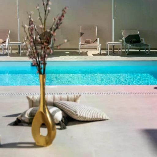 Selected Suites Thumbnail