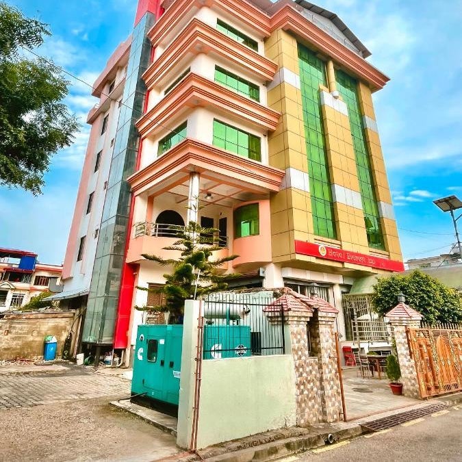 Hotel Everest Inn Pvt Ltd Thumbnail