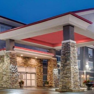 Ramada by Wyndham Moose Jaw Thumbnail