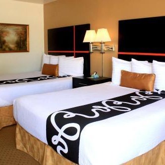 Chaparral Motor Inn Thumbnail