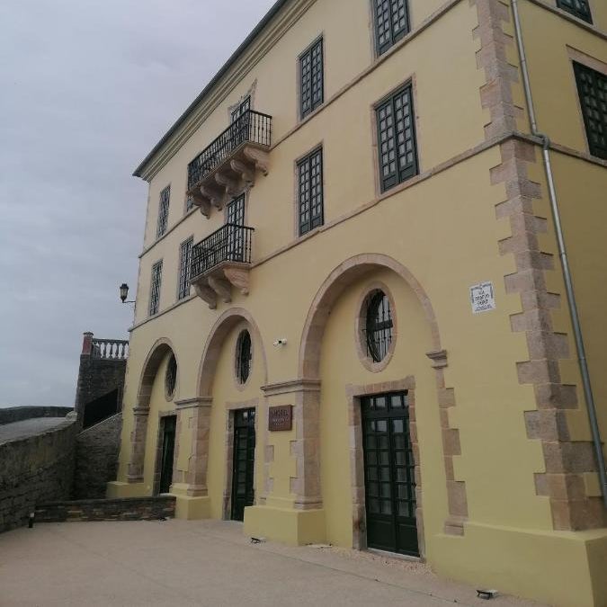 U-Hotel Aduana Ribadeo