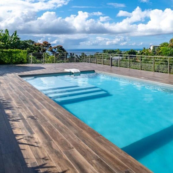 Maraea Deluxe Apt 2BR 2BA with Pool View near Tahiti Airport Thumbnail