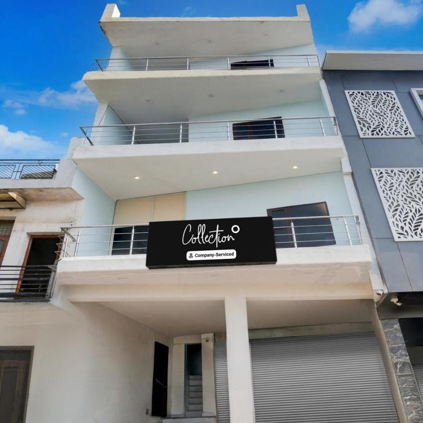 Super Collection O by OYO Nayagaon Vikas Nagar