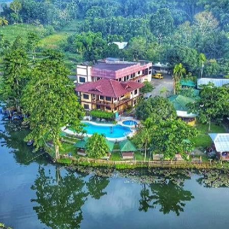 Sunrise Garden Lake Resort