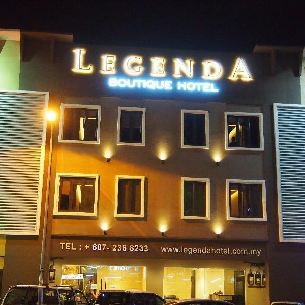 Chariton Hotel Nusa Bestari