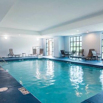 Comfort Inn & Suites Thumbnail